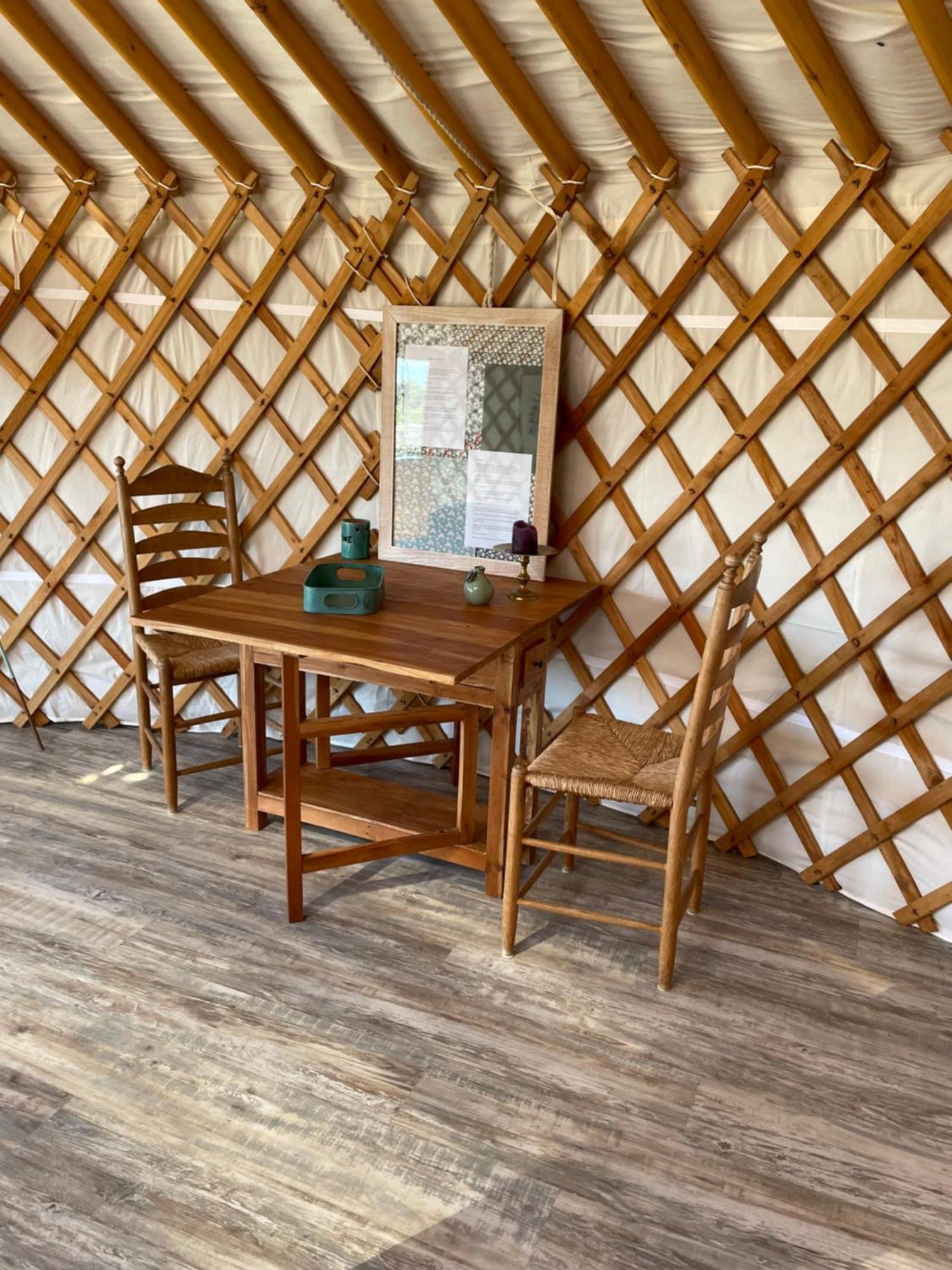 Отель Luxe Yurt Каудекерке Экстерьер фото